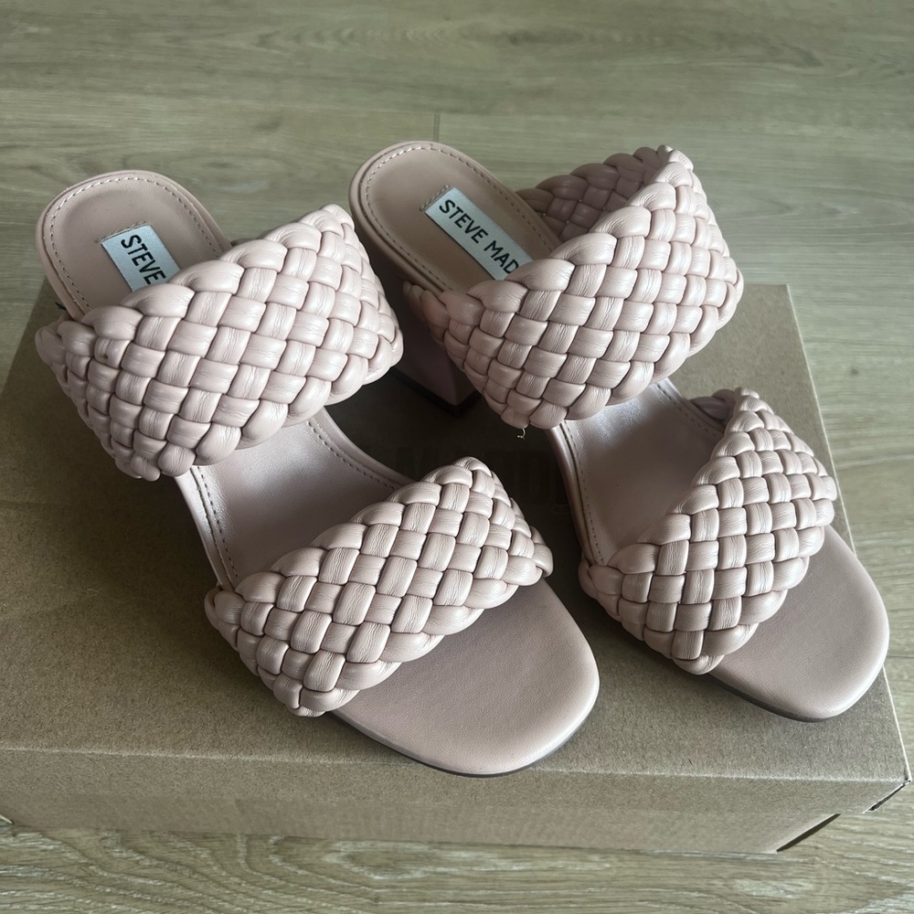 Women’s Steve Madden Daphne heel size 6.5